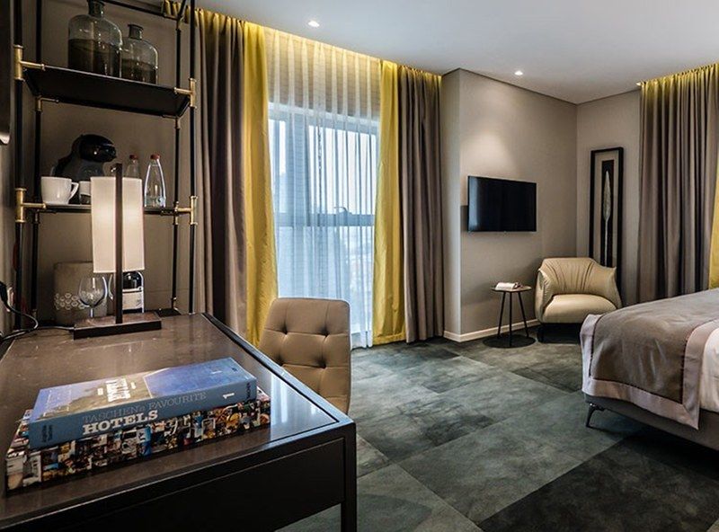 Hotel Golden Crown